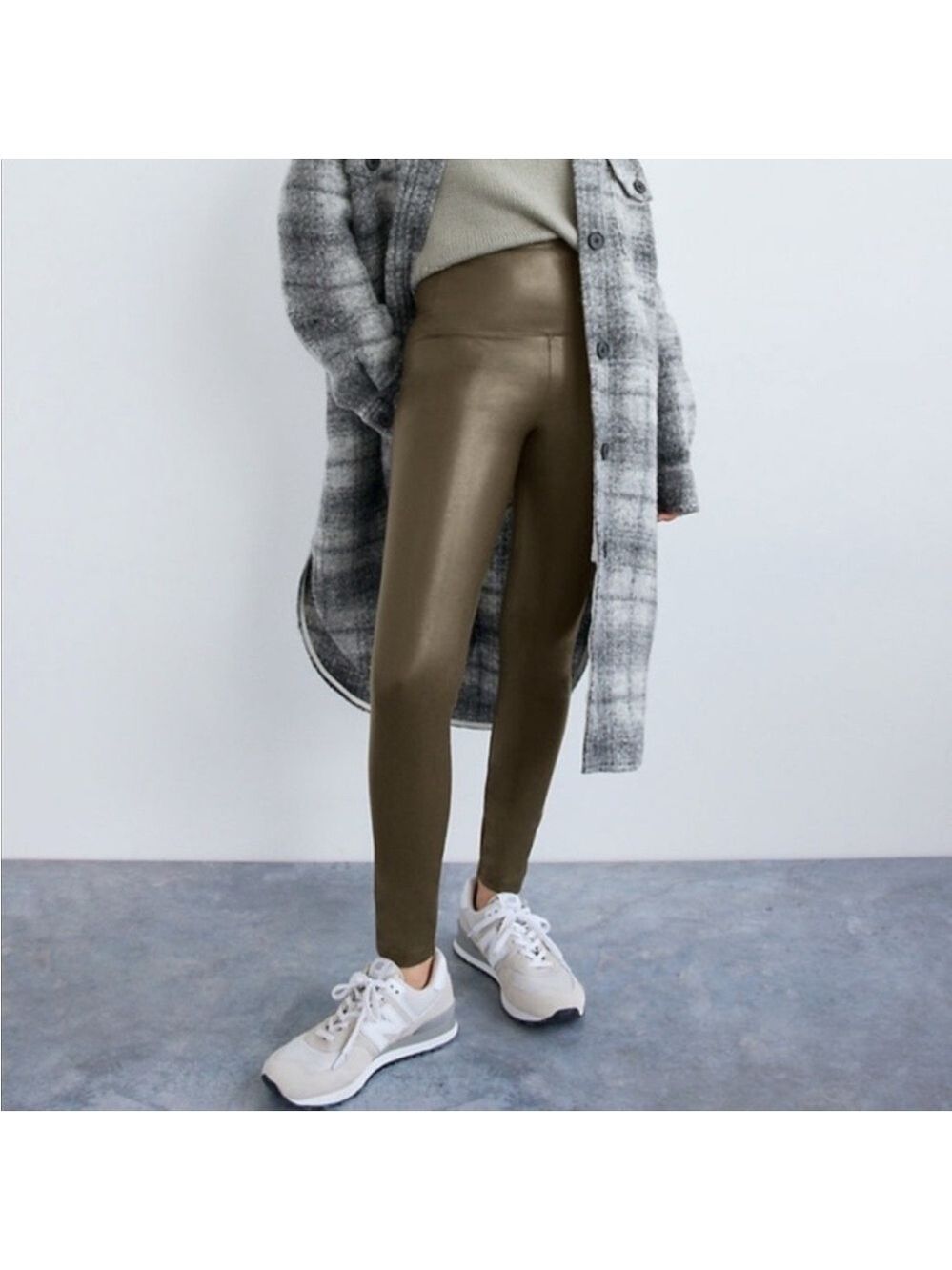 Aritzia Wilfred Daria Leggings Olive Grey XS